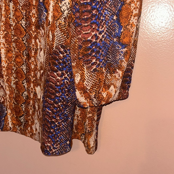 SAKS NANETTE LEPORE Snake-Print Blouse Sz XL - Picture 5 of 7
